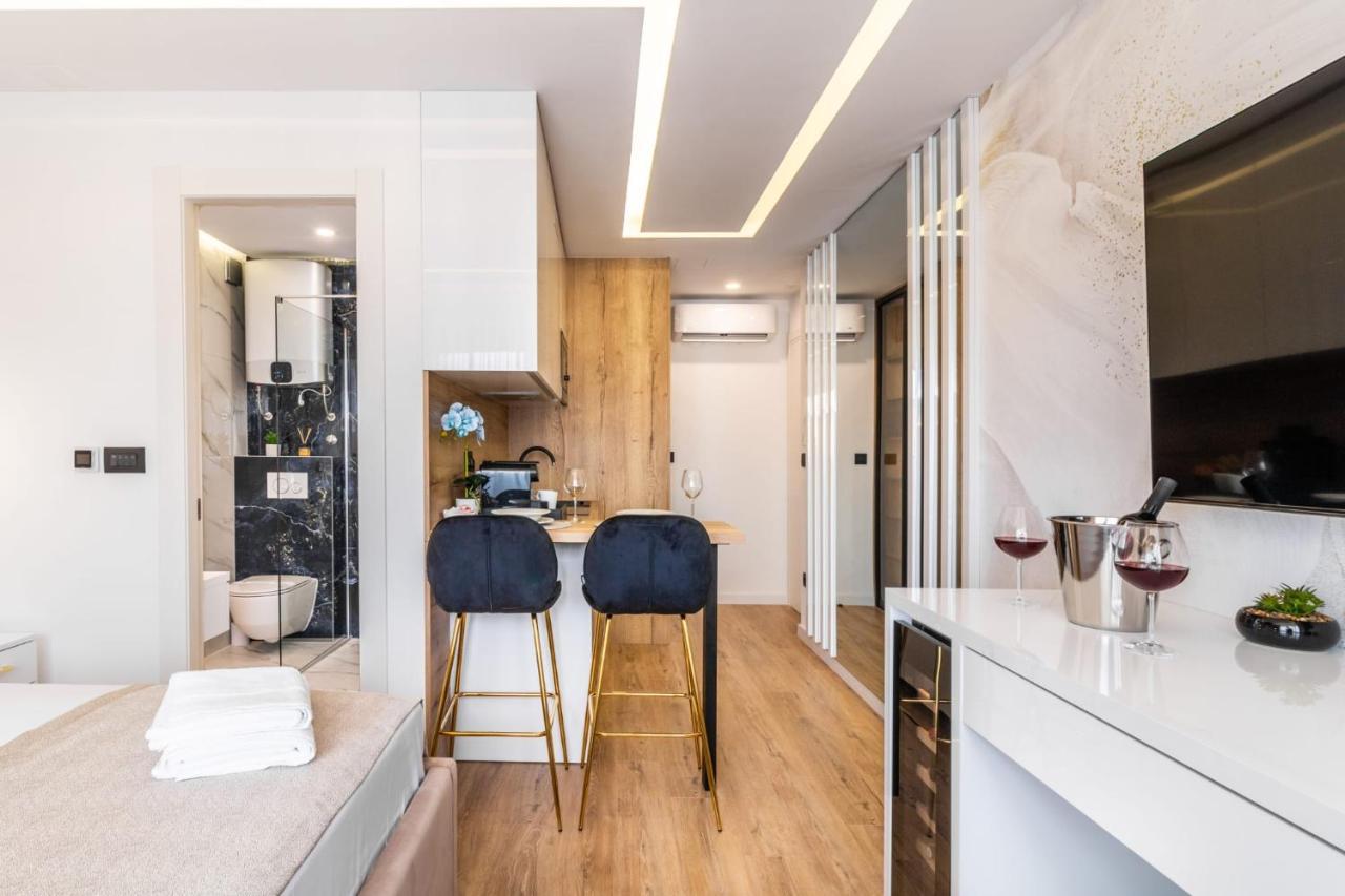 Sky Residence Split - Free Parking Buitenkant foto